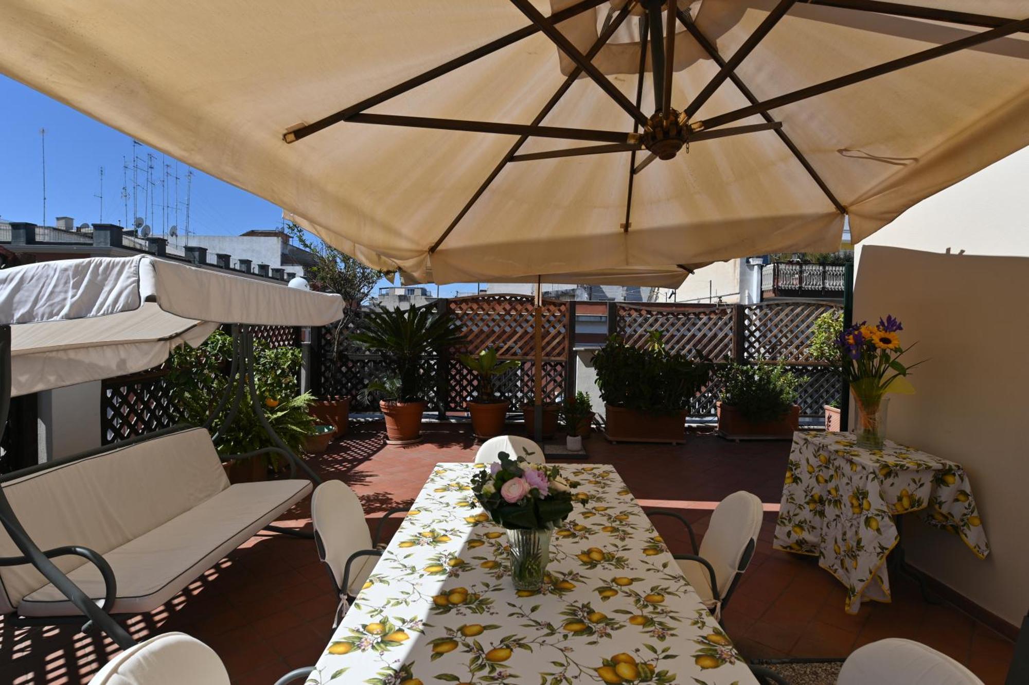 Terrazza128 Apartment Bari Bagian luar foto